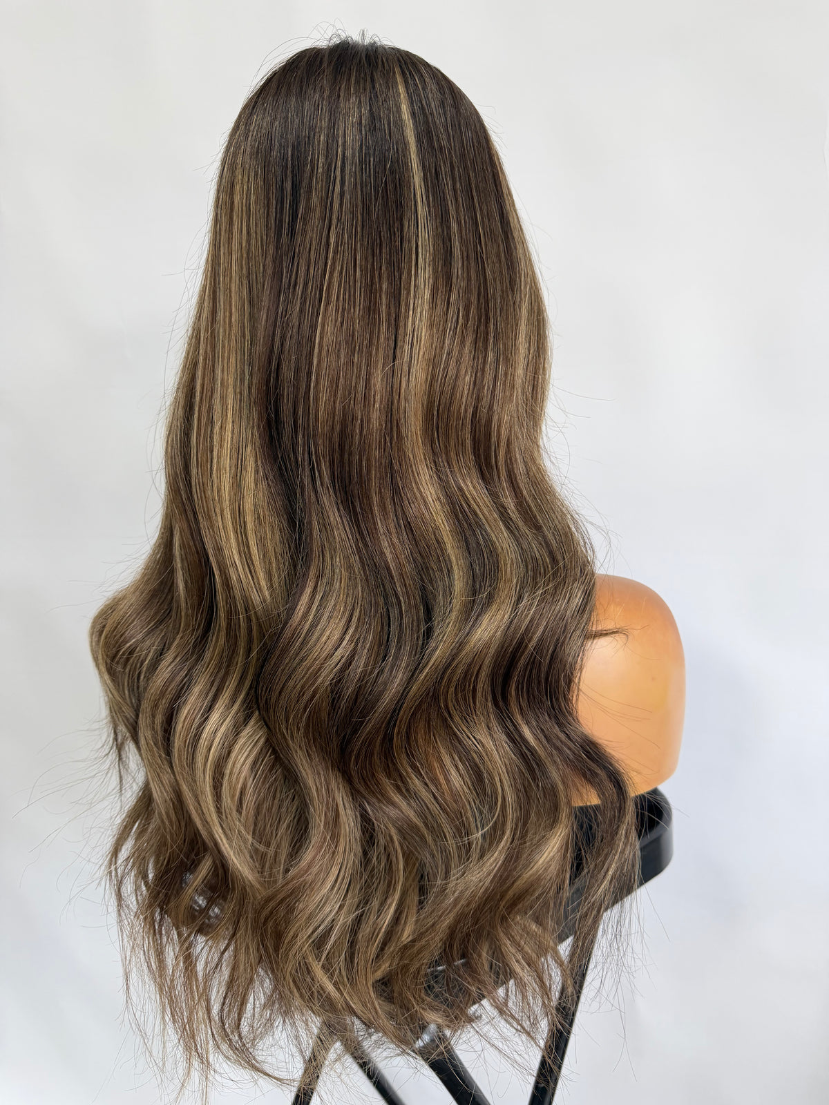 1066 – Natural Looking Human Hair Wigs