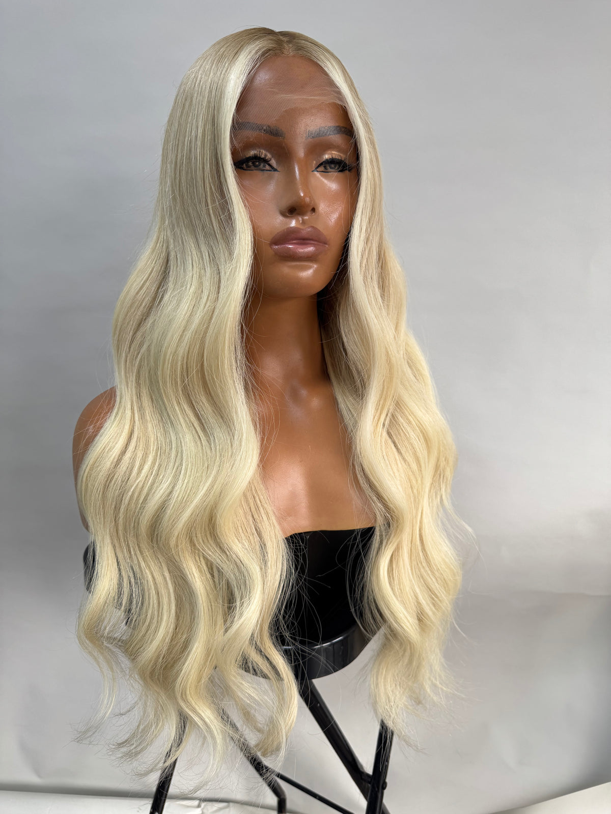 1085 – Natural Looking Human Hair Wigs