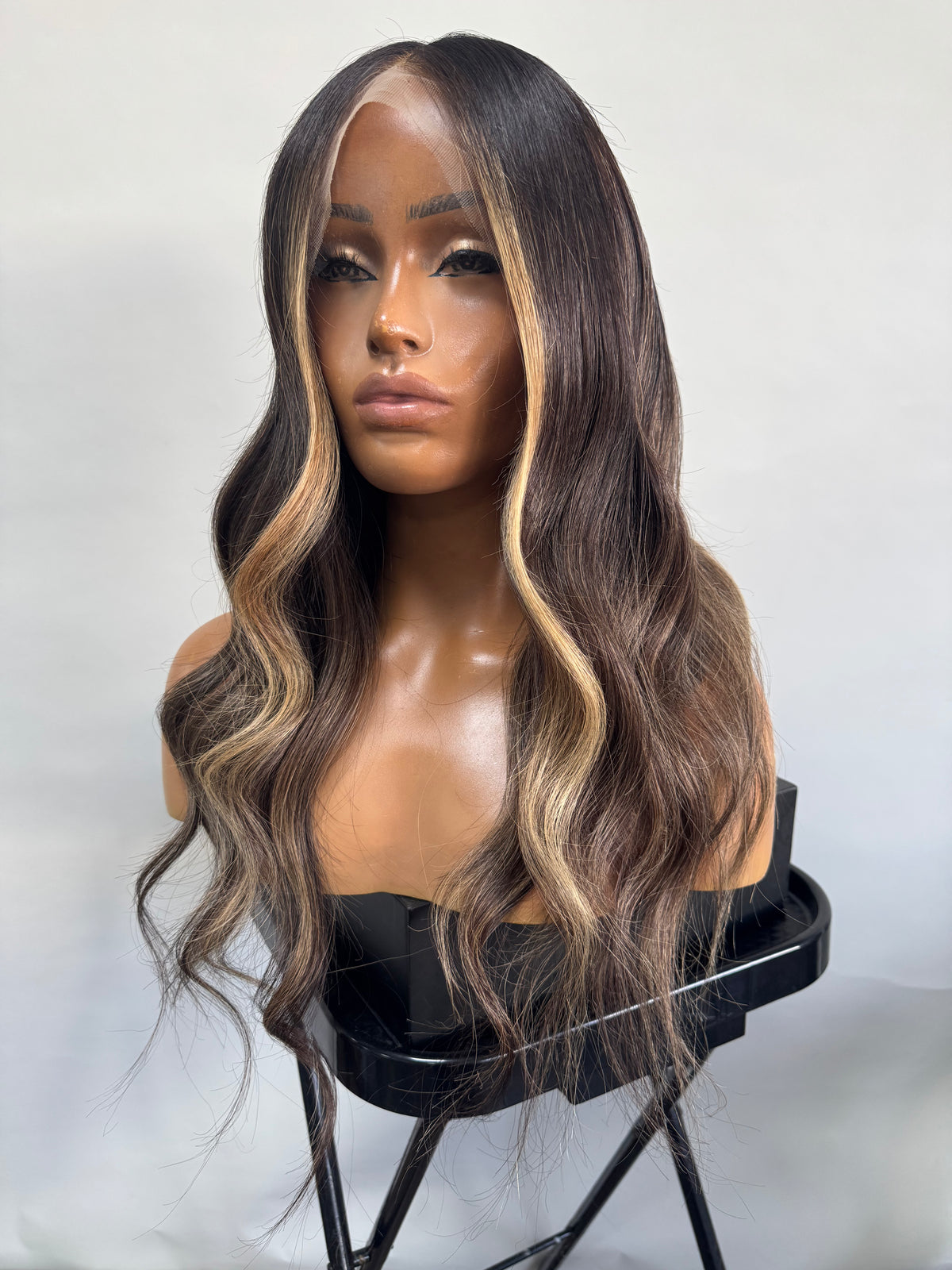 1094 – Natural Looking Human Hair Wigs