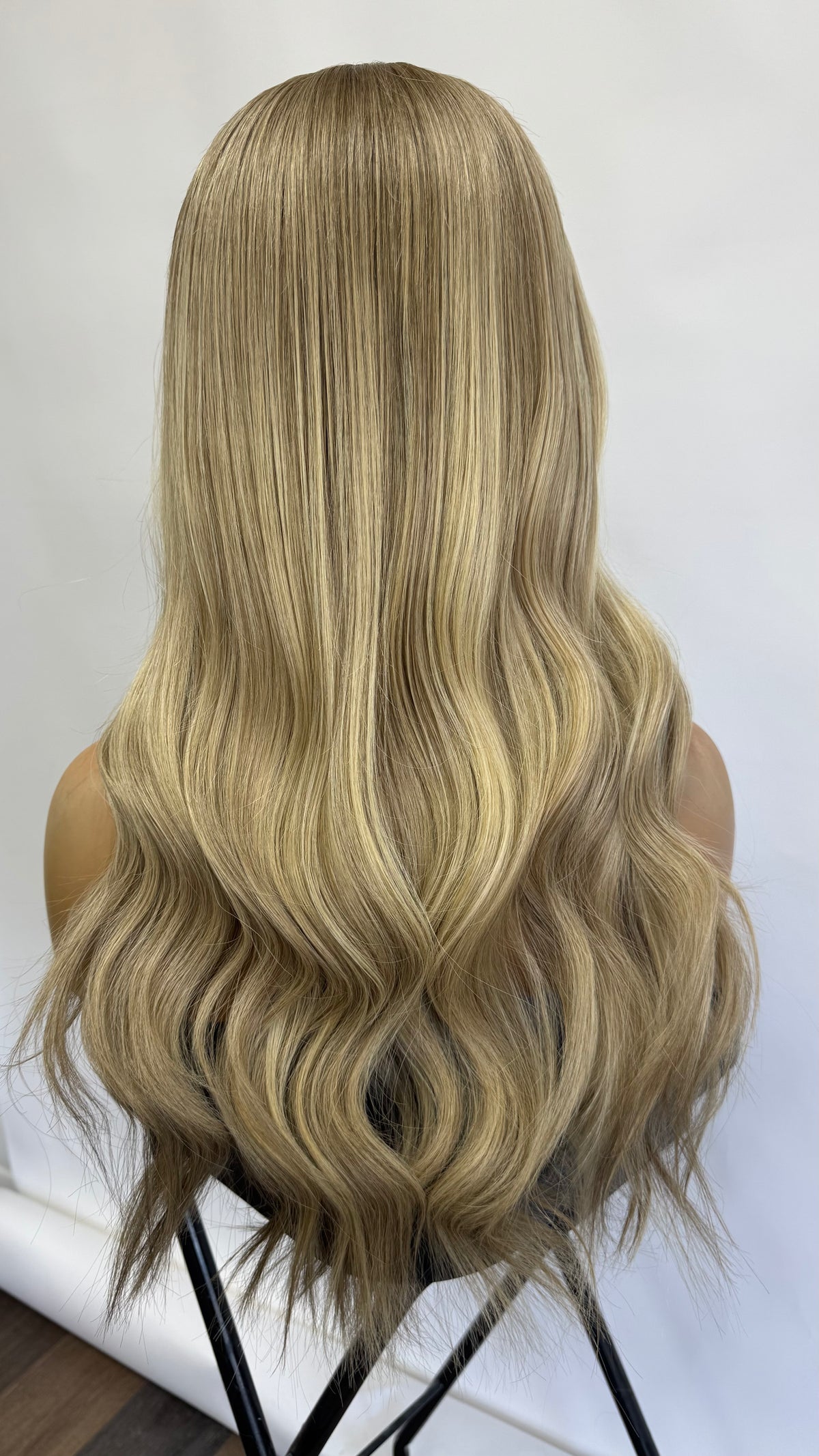 1011 – Natural Looking Human Hair Wigs