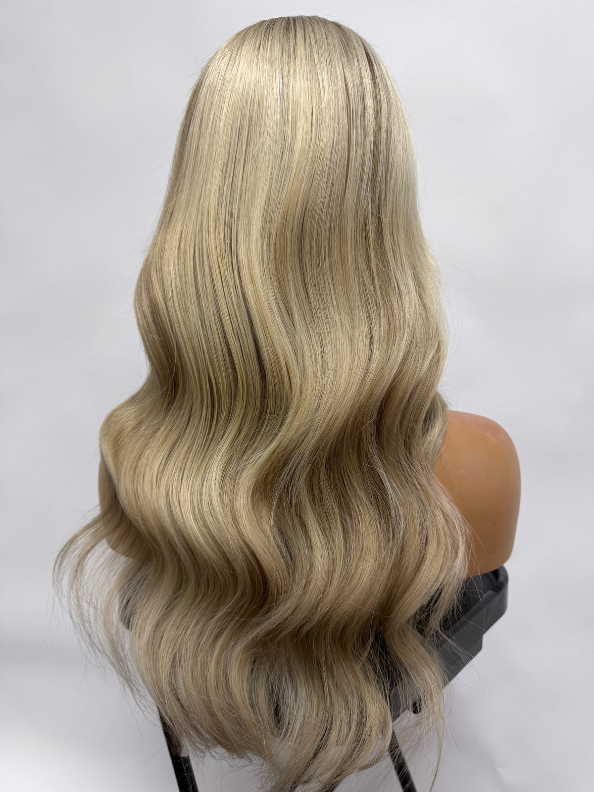 924 – Natural Looking Human Hair Wigs