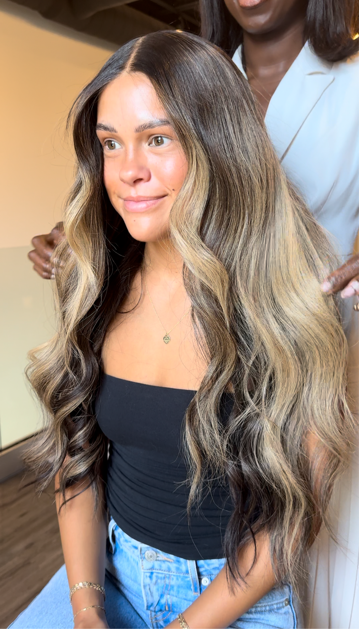 Isla HD Lace Wig – 100% Human Hair, Natural Hairline - Nuolawigs
