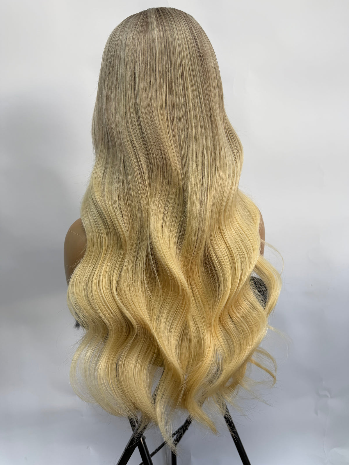 933 – Natural Looking Human Hair Wigs