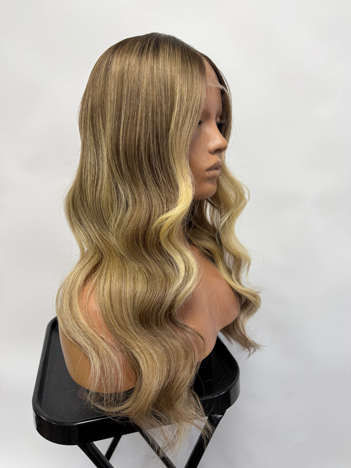 935 – Natural Looking Human Hair Wigs