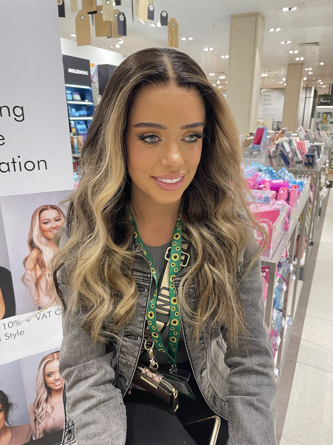 Alyssa  blonde straight lace front wig with natural dimension- Nuolawigs-UK