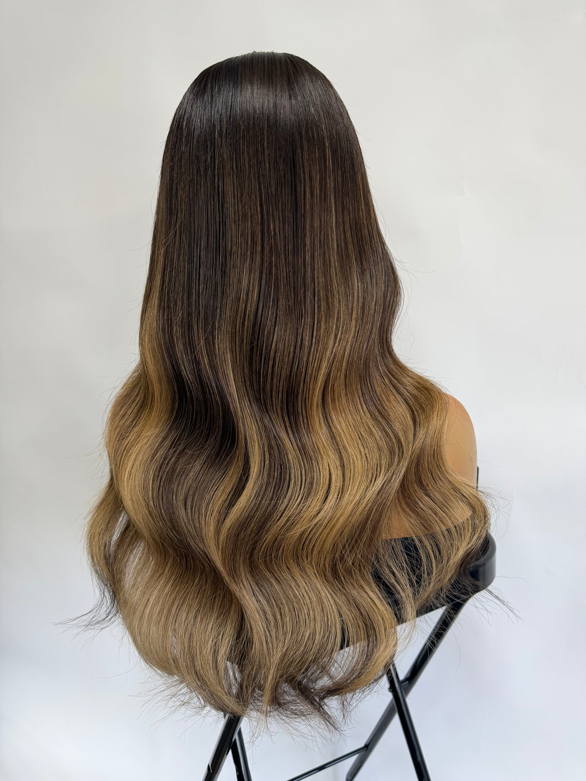 938 – Natural Looking Human Hair Wigs