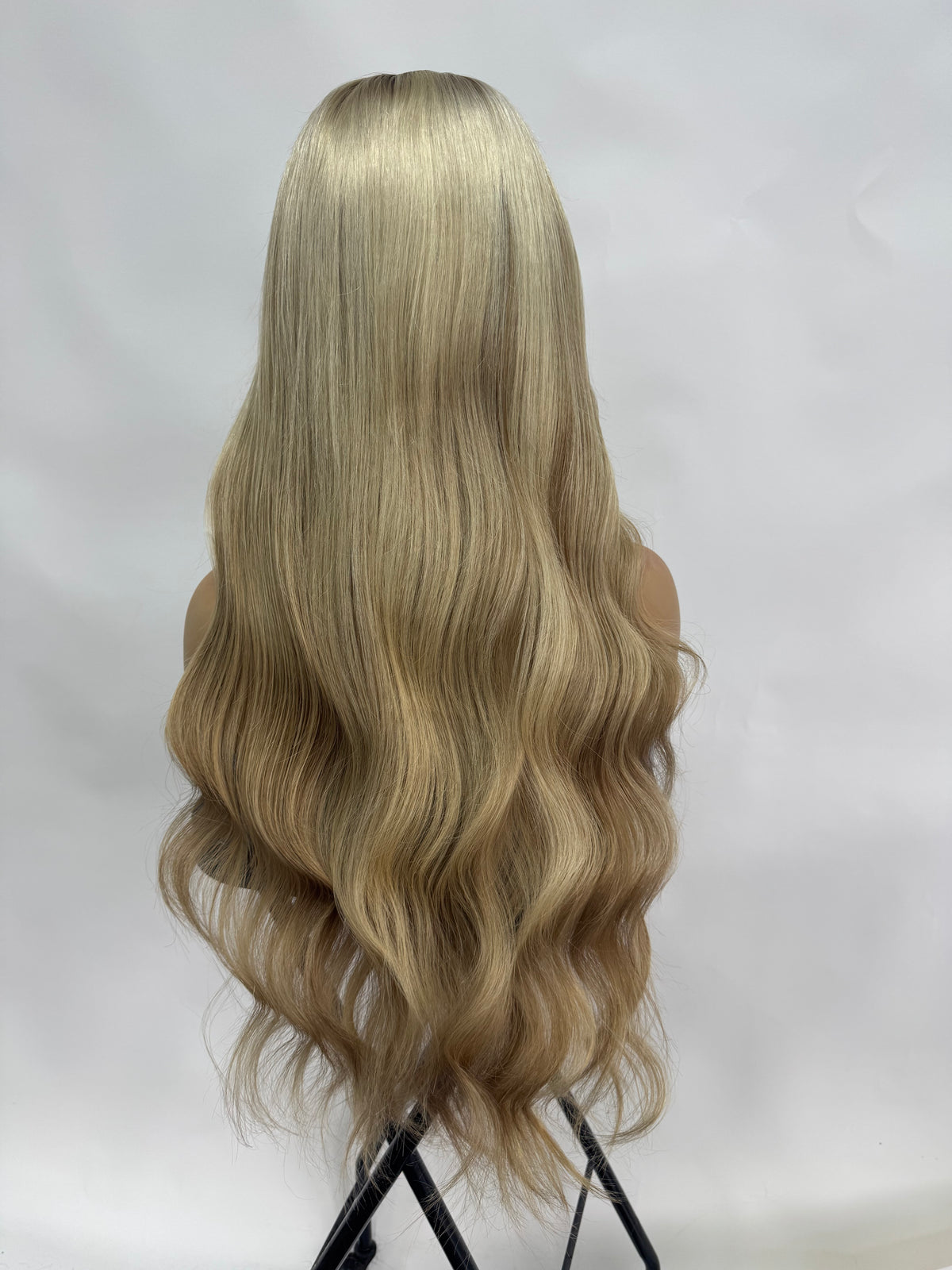 979 – Natural Looking Human Hair Wigs