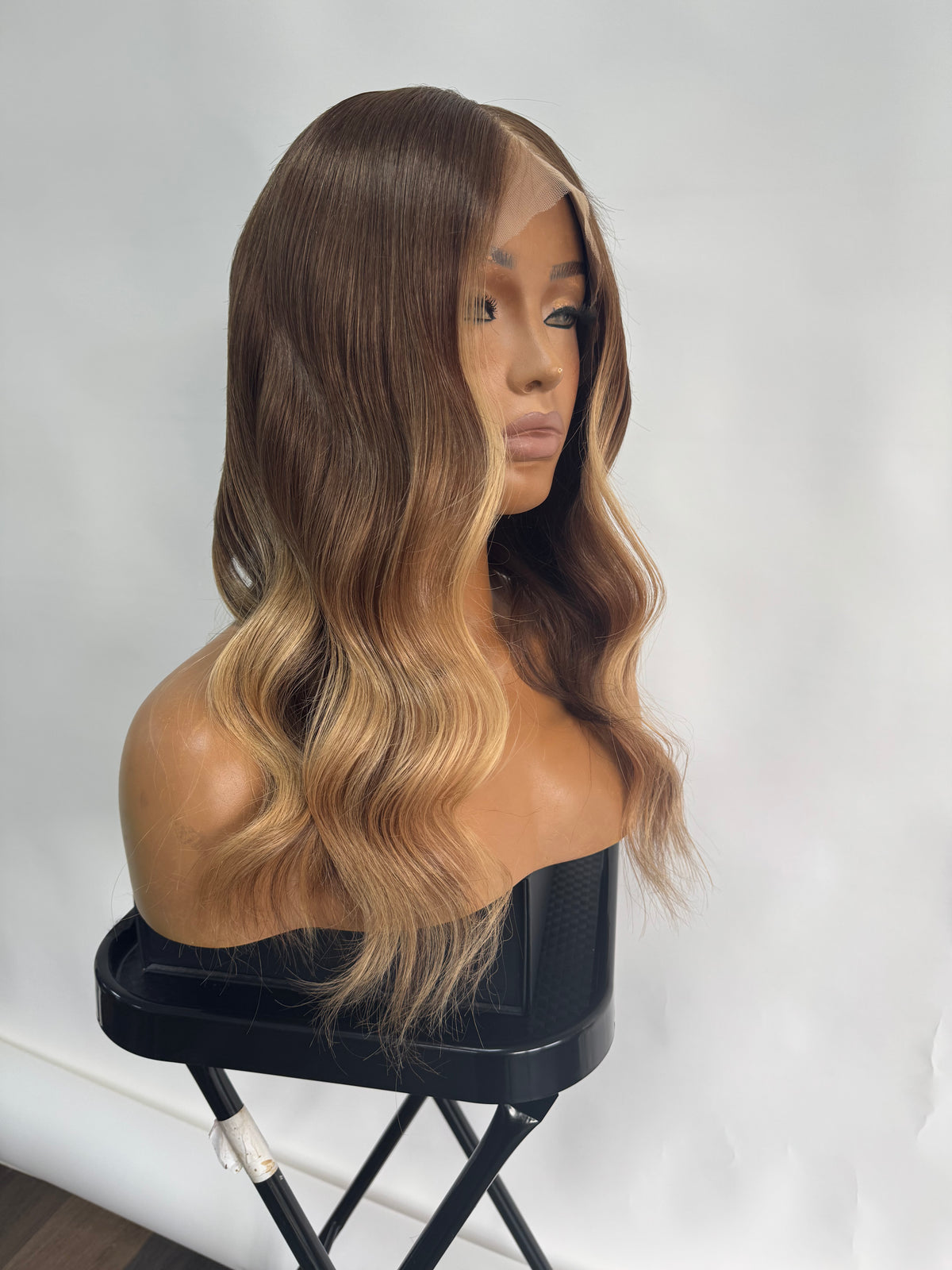 986 – Natural Looking Human Hair Wigs