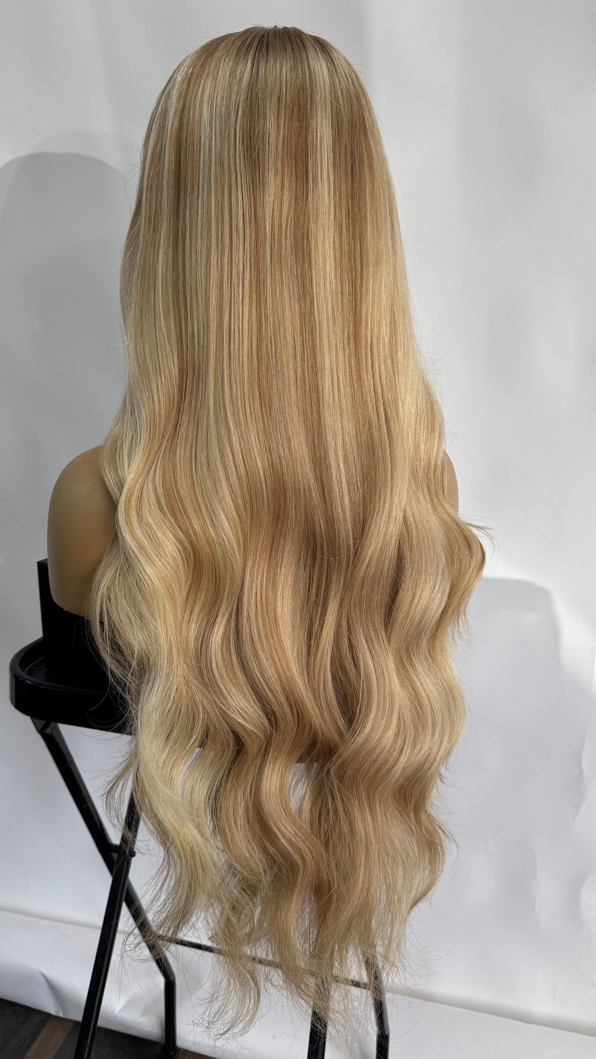 1000-A – Natural Looking Human Hair Wigs