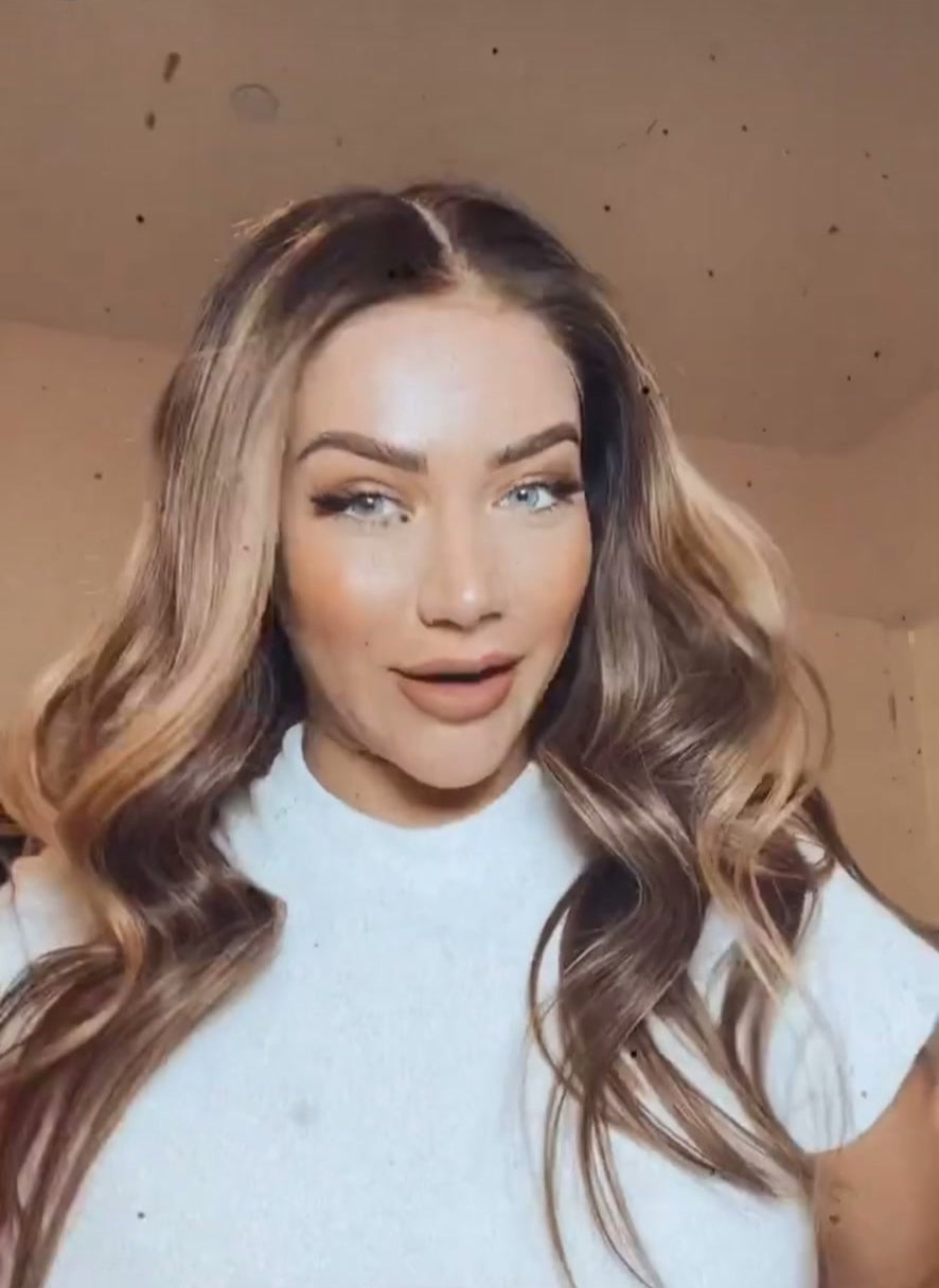 Mili. Brown wig with caramel highlights and lace front - Nuolawigs-UK