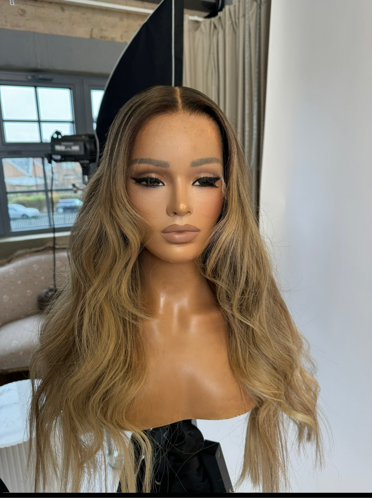 OLIVIA HD Lace Wig – Sandy Blonde Balyage