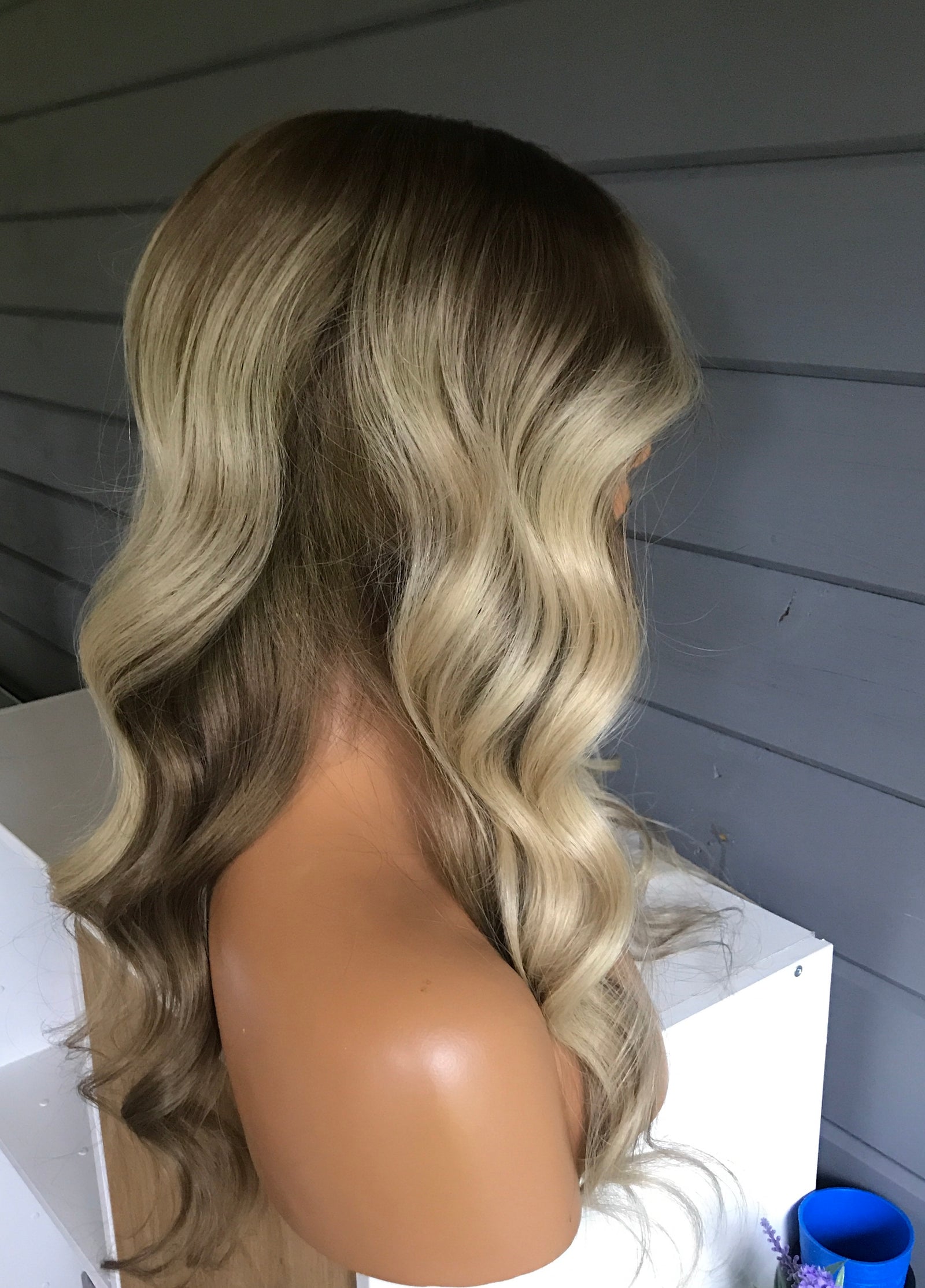 Brooke blonde body wave wig with soft curls - Nuolawigs-UK