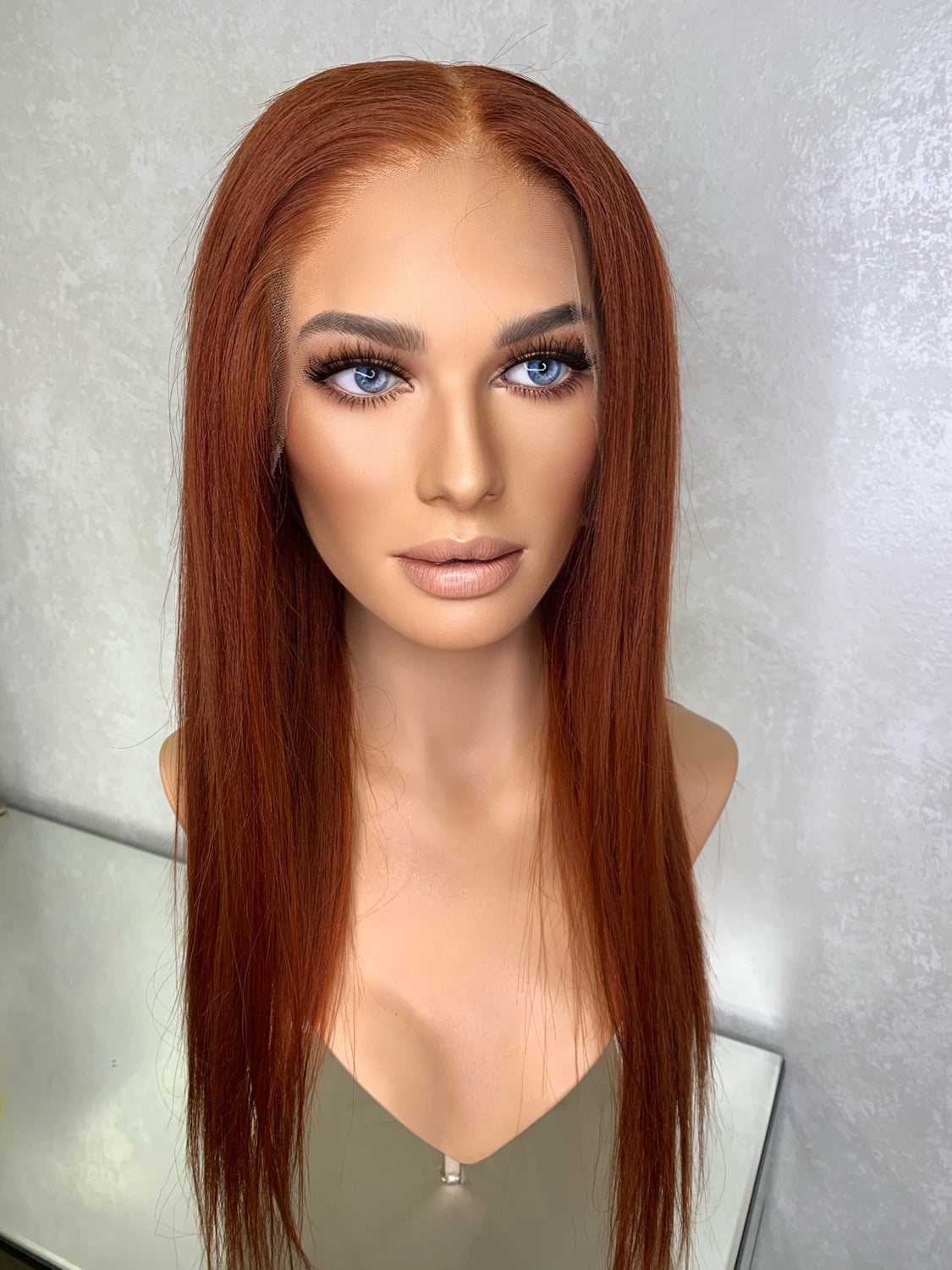 Katie straight human hair wig with middle part - Nuolawigs-UK