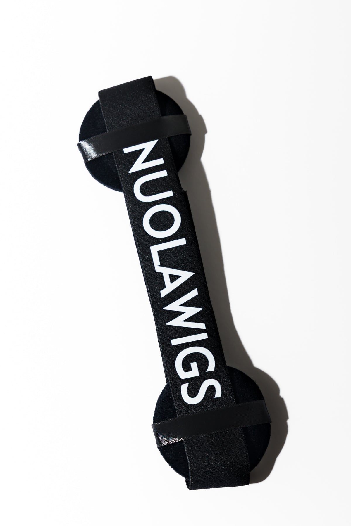 Adjustable lace melting band securing wig lace for seamless natural hairline finish – Nuola Wigs.